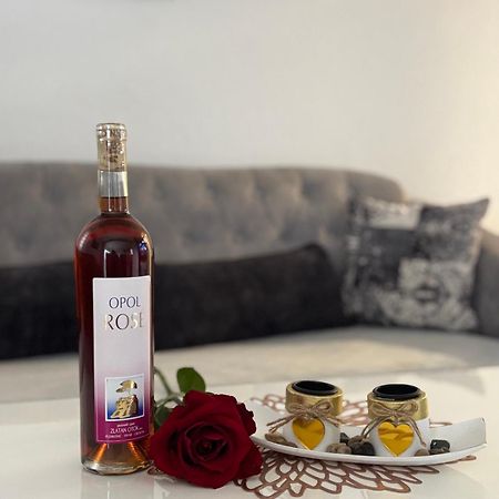 Stannadanviolet Apartment Podgorica Luaran gambar